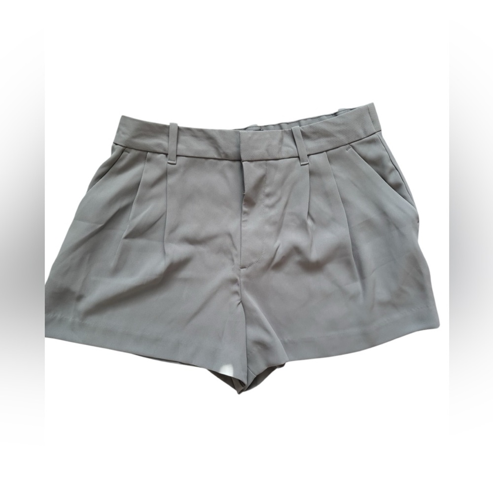 Gap High Waist Gray Pleated Shorts